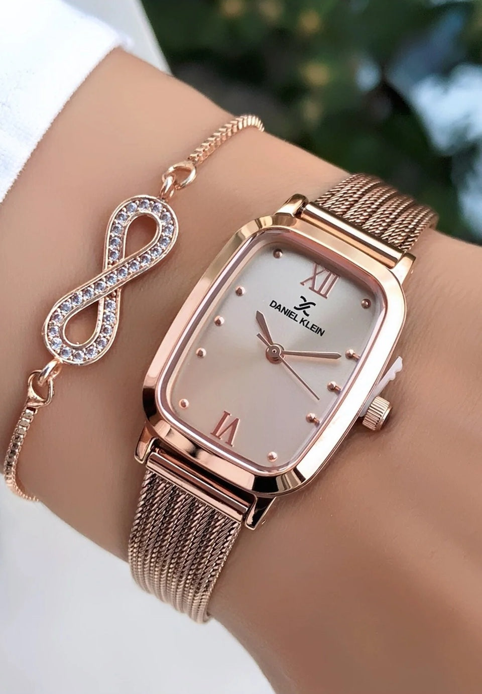 Daniel Klein Premium Rose Gold Mesh Band Watch for Women DK.1.14125-6